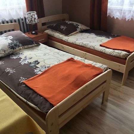 Pokoje Goscinne Ujsoly Luaran gambar
