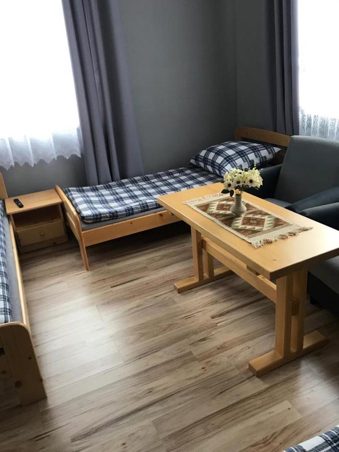 Pokoje Goscinne Ujsoly Luaran gambar