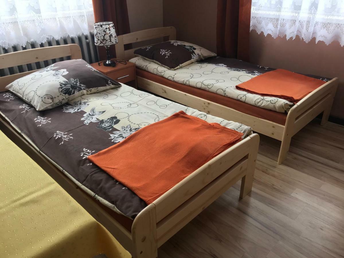 Pokoje Goscinne Ujsoly Luaran gambar
