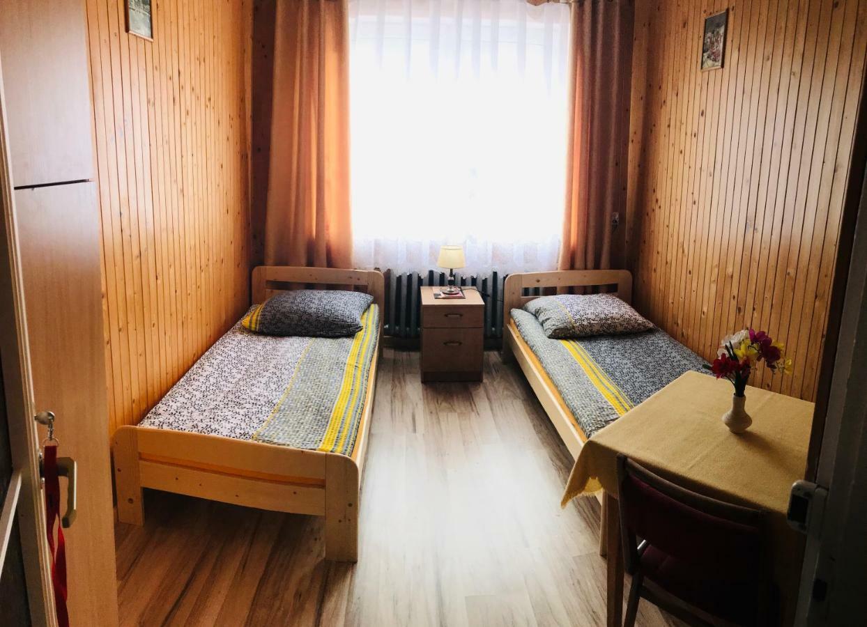 Pokoje Goscinne Ujsoly Luaran gambar